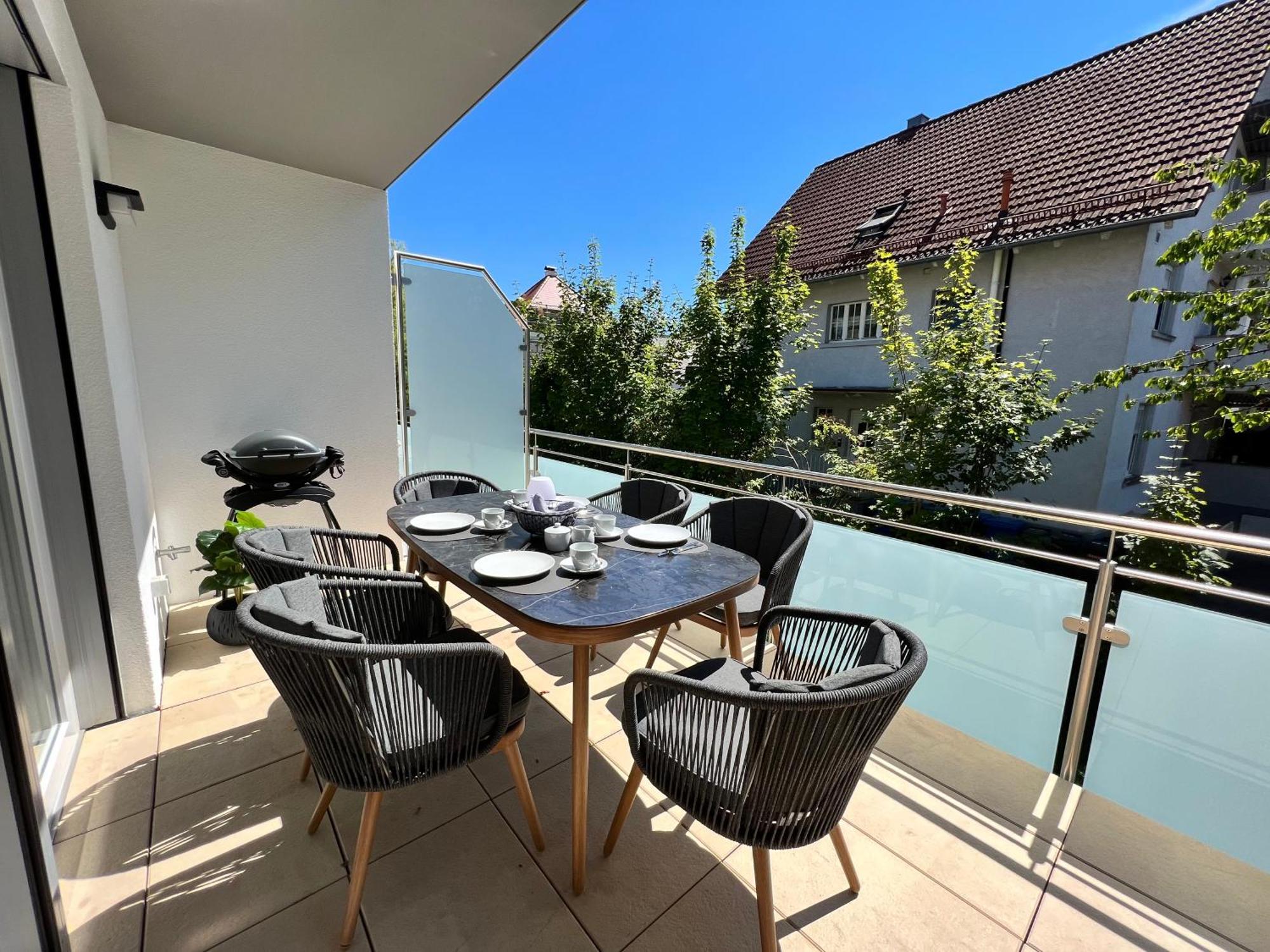 Neues Seeapartment อูเบอร์ลิงเงน ภายนอก รูปภาพ