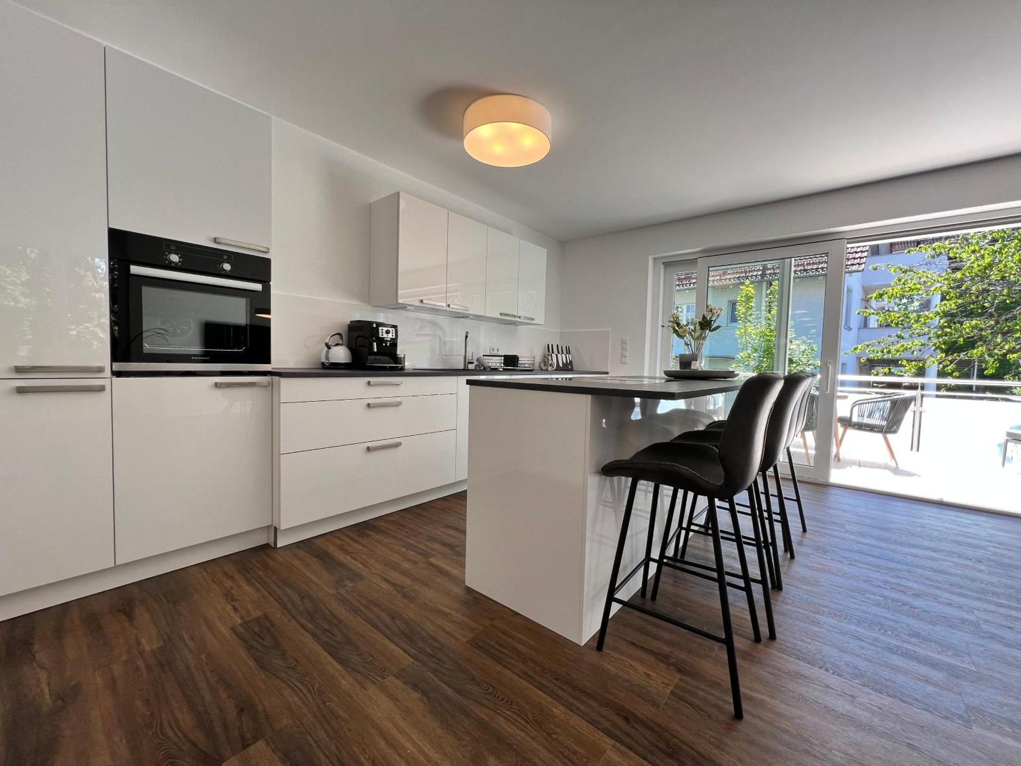 Neues Seeapartment อูเบอร์ลิงเงน ภายนอก รูปภาพ