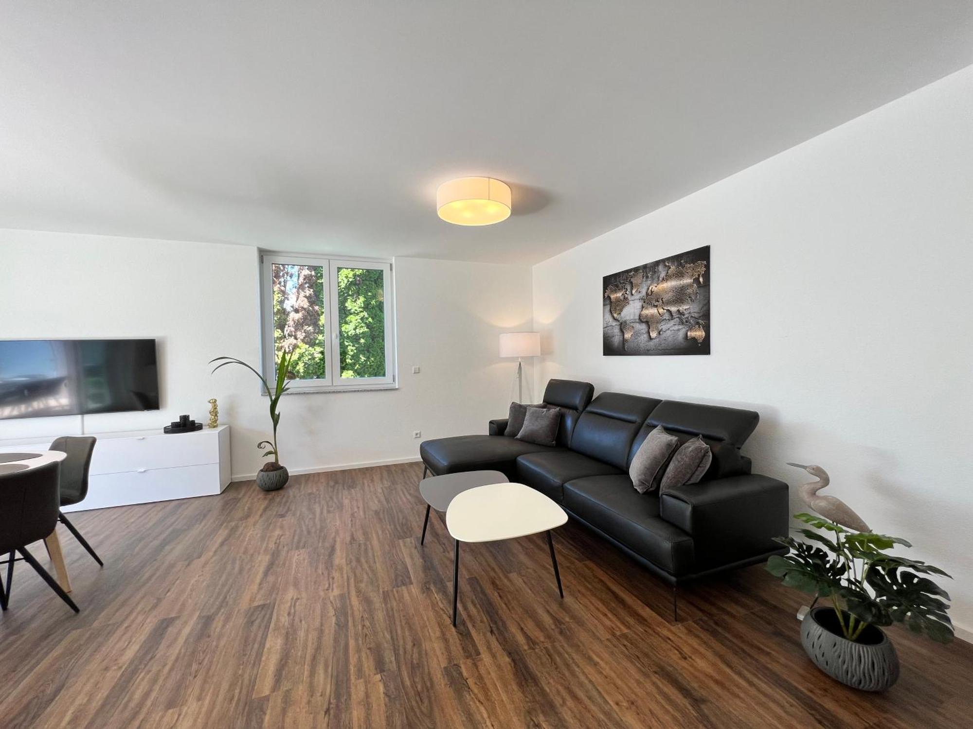 Neues Seeapartment อูเบอร์ลิงเงน ภายนอก รูปภาพ