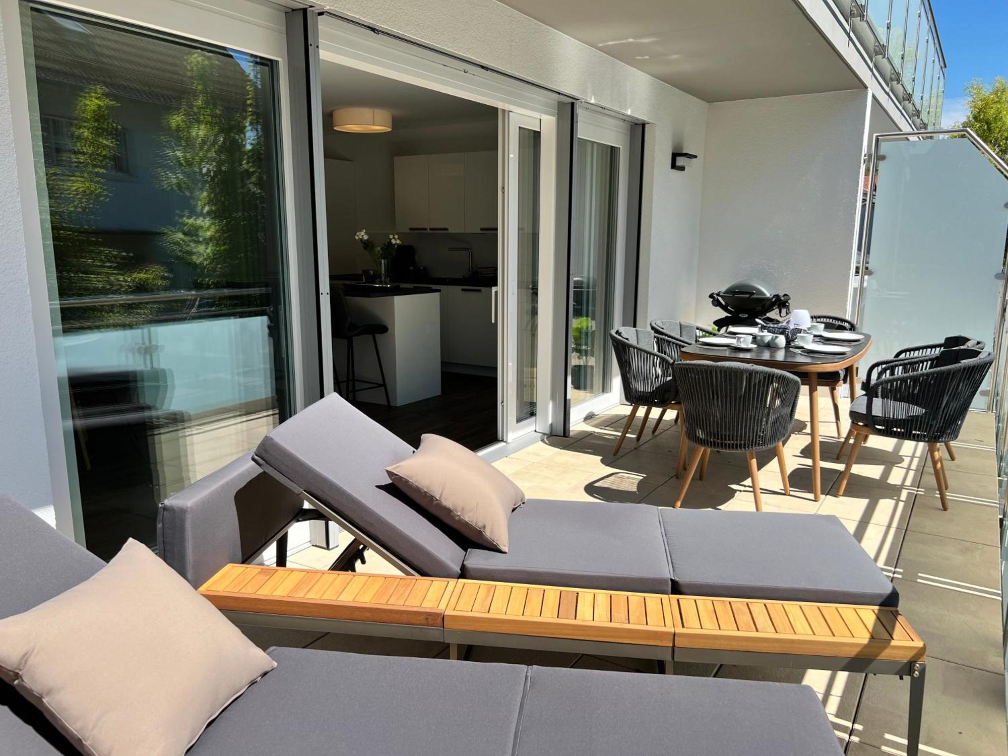 Neues Seeapartment อูเบอร์ลิงเงน ภายนอก รูปภาพ
