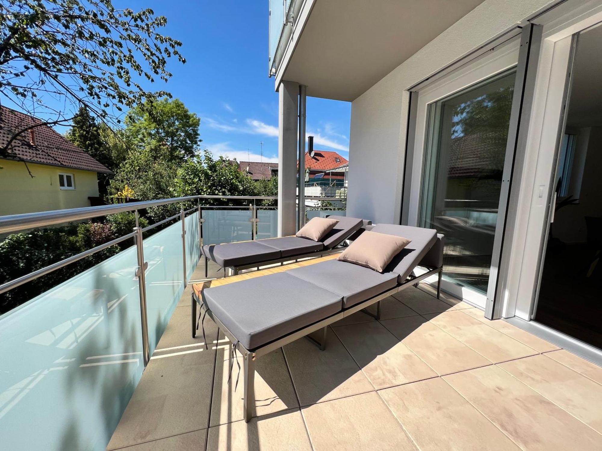 Neues Seeapartment อูเบอร์ลิงเงน ภายนอก รูปภาพ
